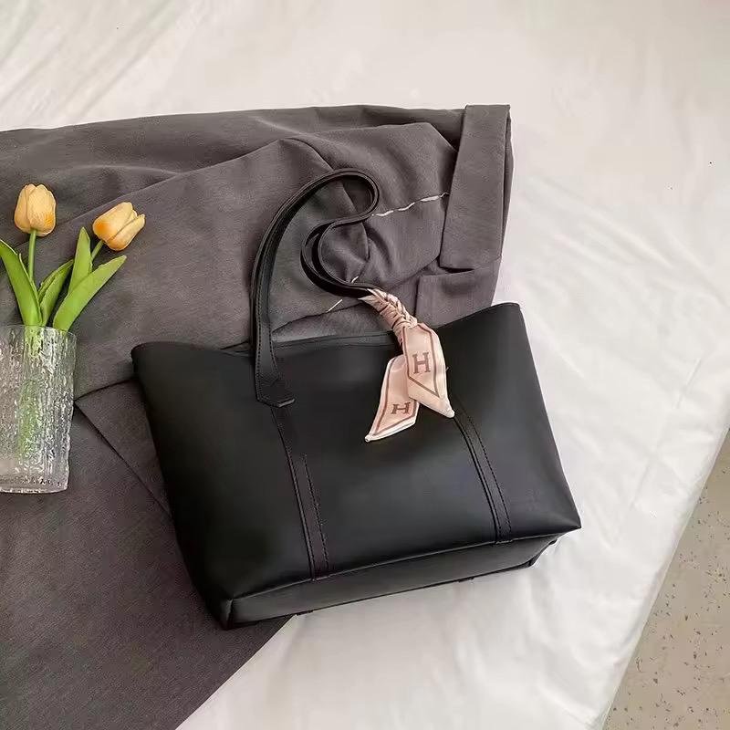 Rosa Vintage-Inspired Bag - Image 6