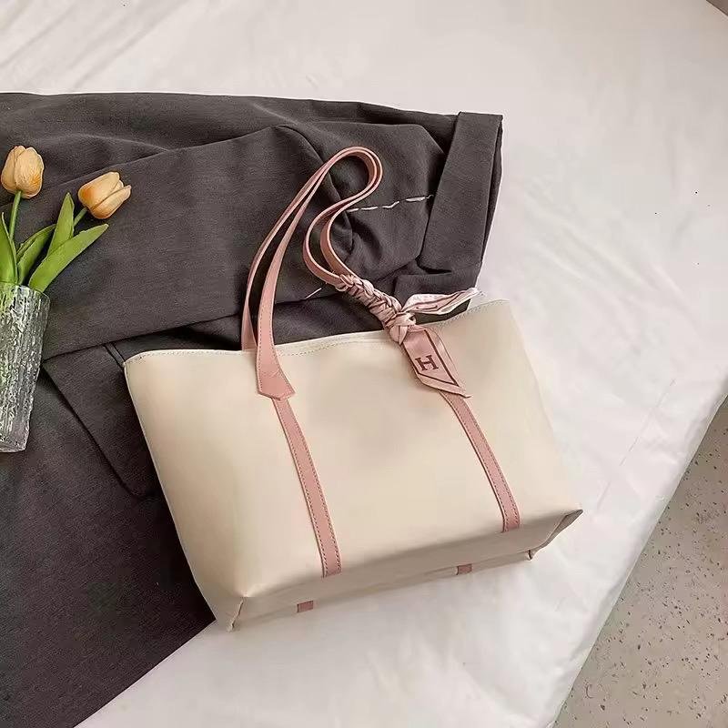 Rosa Vintage-Inspired Bag - Image 2