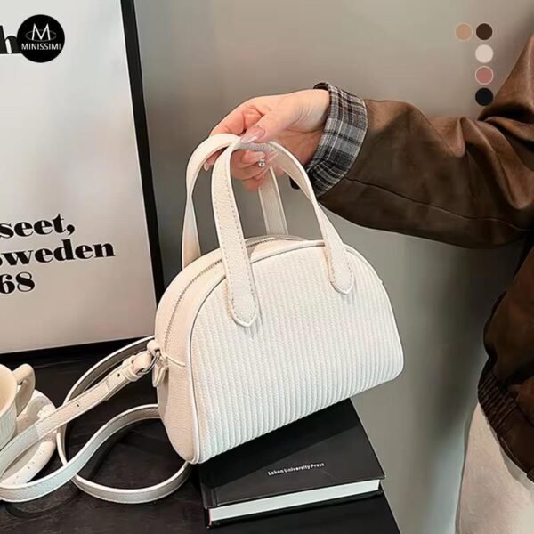 Luna Classic Handbag - Image 4